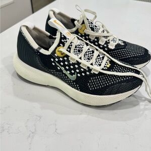 Nike Black and White Patterned Sneakers